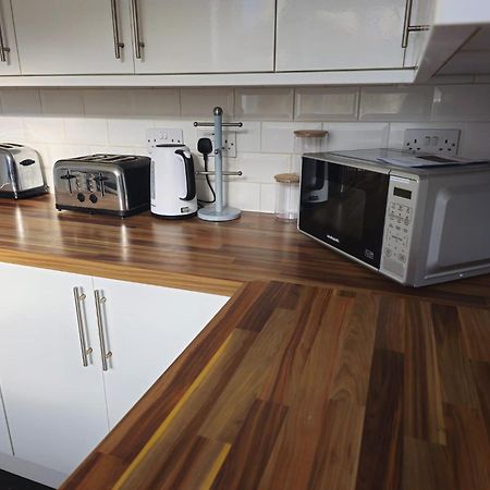 Delightful Room By Gloucester Road Bristol Exteriér fotografie